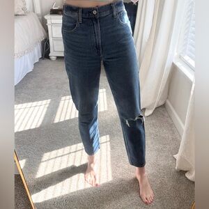 Abercrombie The Mom High Rise Jeans